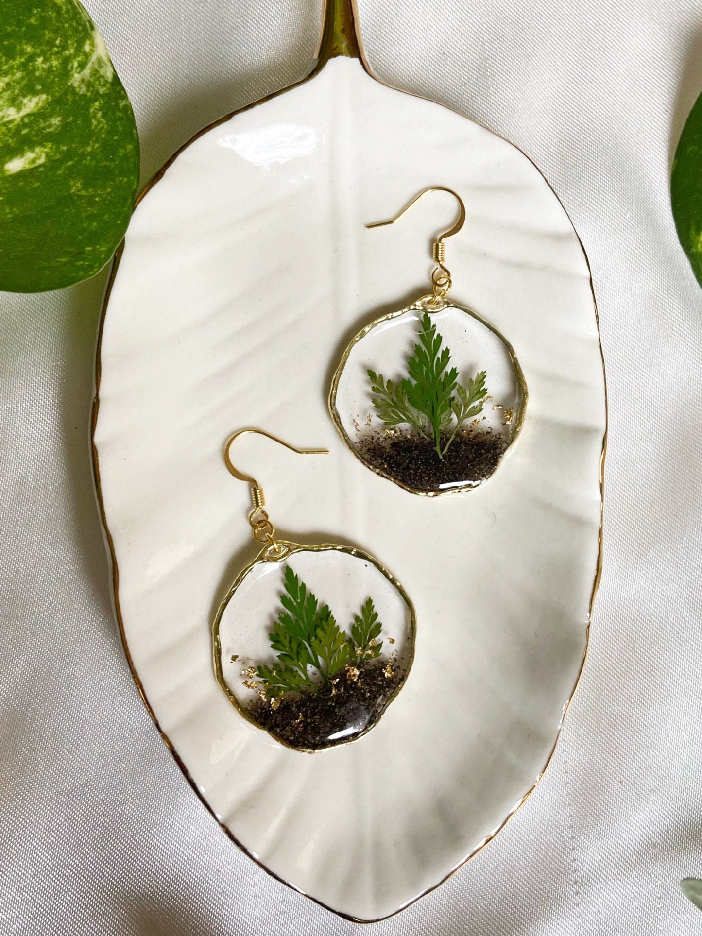 Terrariums- Soil & pressed fern earrings, preserved botanical jewelry (gold)